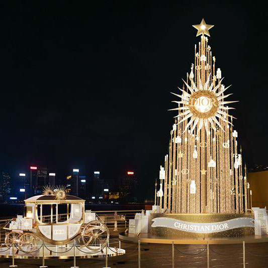 K11 MUSEA 12米Dior圣誕樹 K11 MUSEA 12米Dior圣誕樹