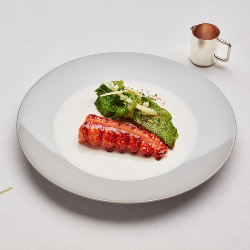 當中包括招牌菜地中海紅蝦、精致魚凍。