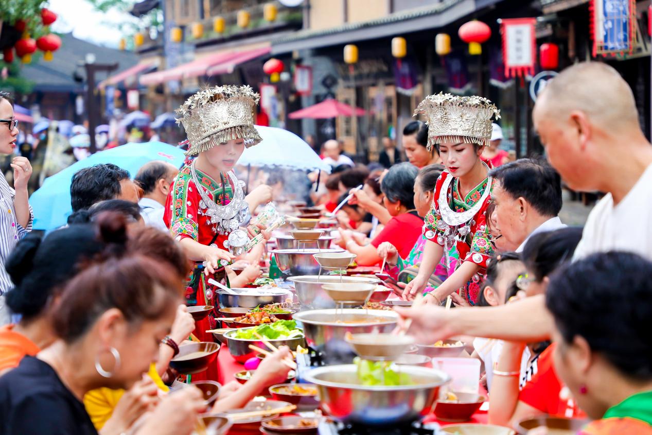 黔東南·苗年·鼓藏節長桌宴 黔東南·苗年·鼓藏節長桌宴