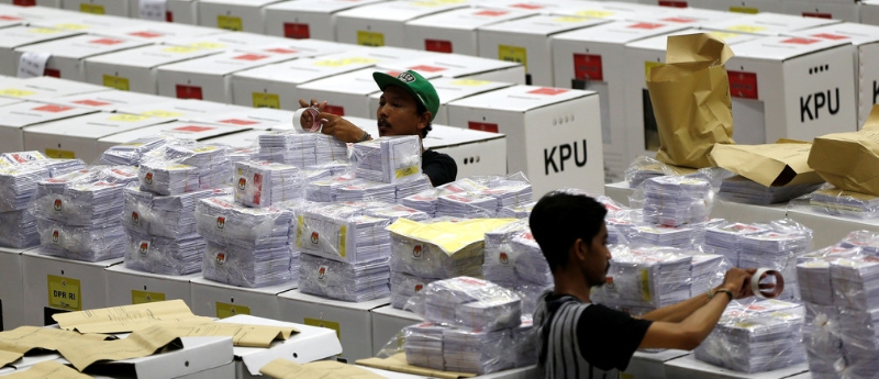 印尼選舉涉及大量人力工作。