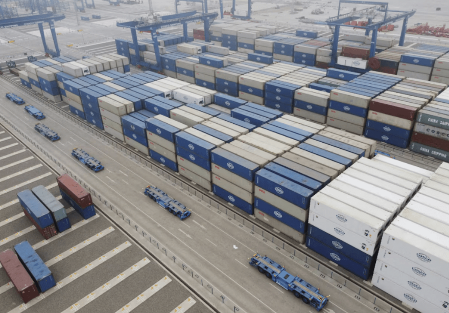 美國貿易代表署宣布，對從中國進口的太陽能芯片、多晶硅和特定鎢制品加征關稅。路透社