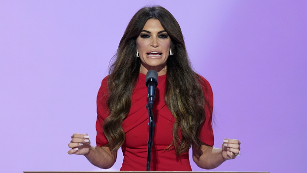 “準兒媳”獲任希臘大使 “準兒媳”獲任希臘大使