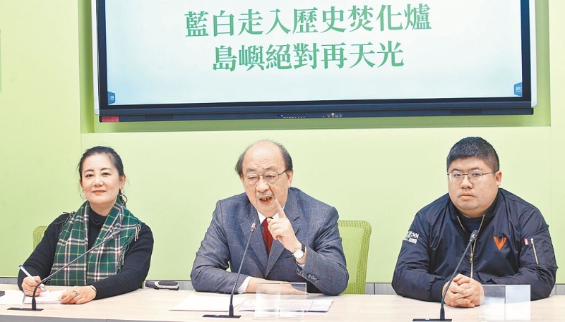 吳思瑤(左起) 吳思瑤(左起)