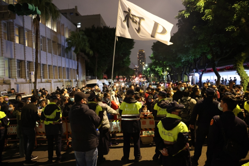 民眾聲援柯文哲。