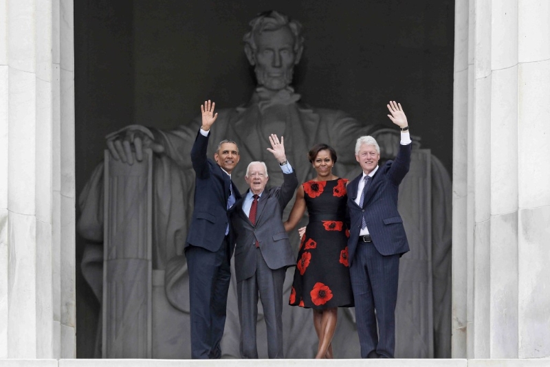 卡特(左2) 卡特(左2)