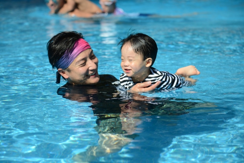 藝人方力申主理的“香港游泳學?！睘閷W校首個專屬室內泳池 （圖片來源：西沙GO PARK） 