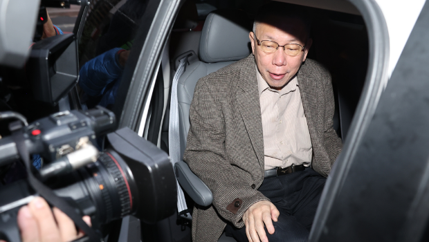 身陷京華城等案的民眾黨前主席柯文哲提出抗告遭駁回。