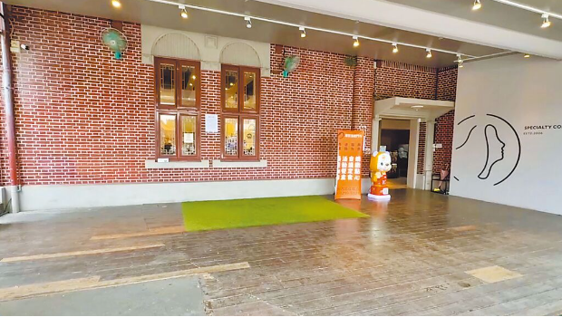 路易莎咖啡埔里酒廠門市 路易莎咖啡埔里酒廠門市