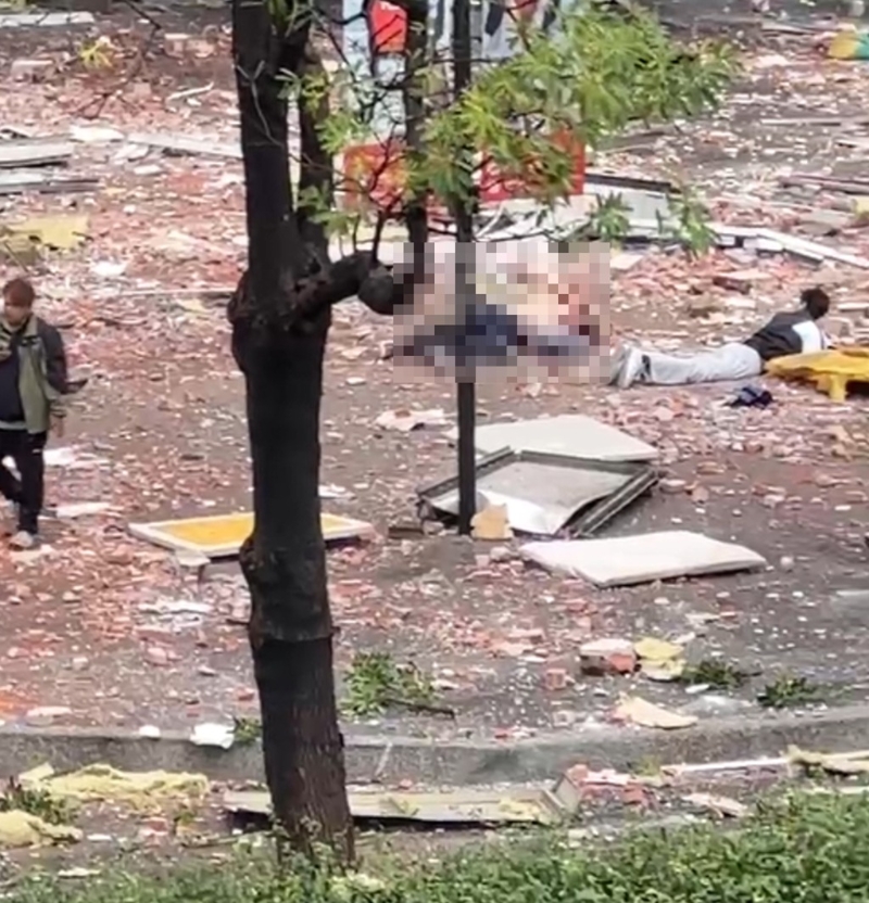 據報有人被炸飛身亡。