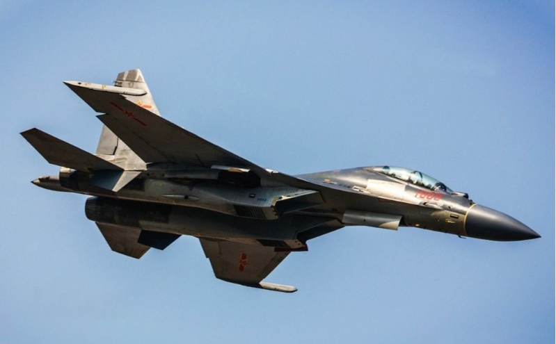 中國殲-16戰機。