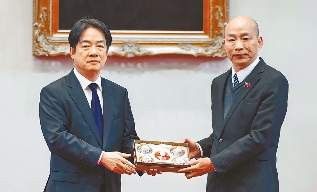 “花開富貴五福臨門”紅花響杯5入禮盒 “花開富貴五福臨門”紅花響杯5入禮盒