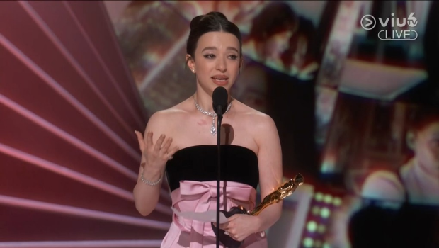 最佳女主角由《阿諾拉》Mikey Madison奪得。