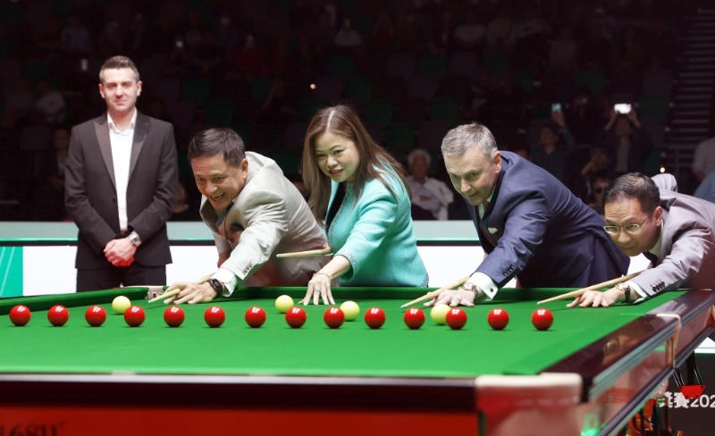 文化體育及旅游局局長羅淑佩（中）。 資料圖片