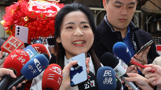 國民黨“立委”徐巧芯也是朝野大罷免攻防焦點之一。