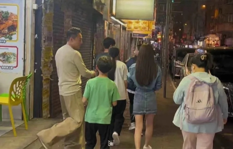 汪小菲一家日前現身香港。