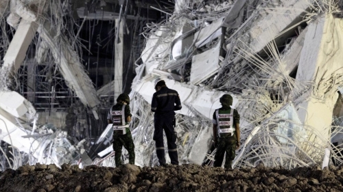 緬甸發生7.6級地震，遠至超過800公里的泰國曼谷也有興建中的高樓大廈倒塌。美聯社