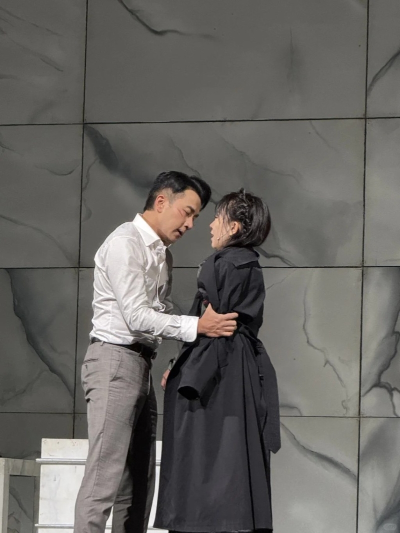 昨日（30日），有網民在小紅書上曬出多張劉愷威與一名女子互動親密的照片及影片，讓不少網民猜測他是否迎來新戀情。