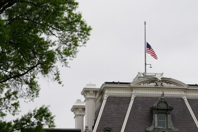 白宮為教宗逝世下半旗致哀。