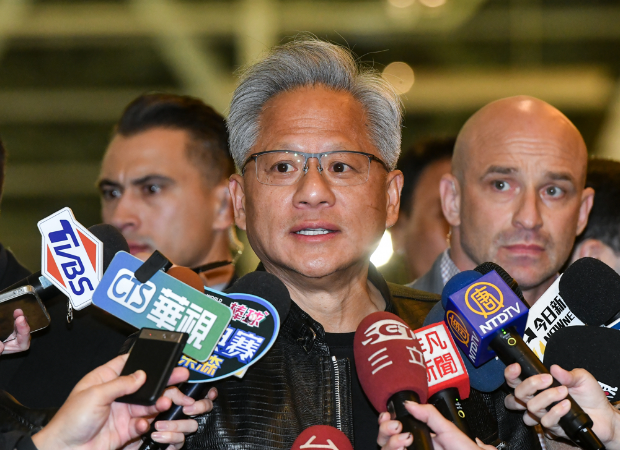 英偉達中國市場受到H20禁令嚴重沖擊,考驗執行長黃仁勛的解危能力與經營智慧。 英偉達中國市場受到H20禁令嚴重沖擊,考驗執行長黃仁勛的解危能力與經營智慧。