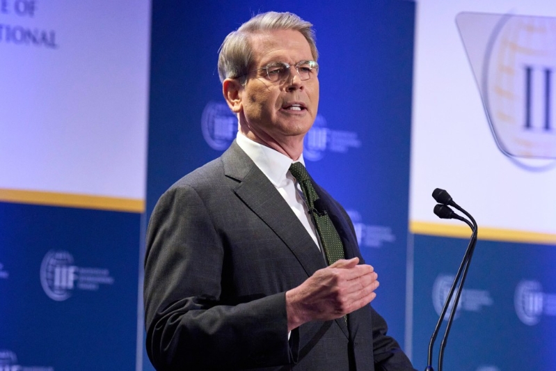 貝森特說，中美兩國在降低關稅問題上「尚未」展開談判。美聯社