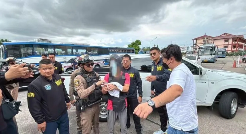 警方押兇手到涉案地點重組案情。 微信@泰國之眼