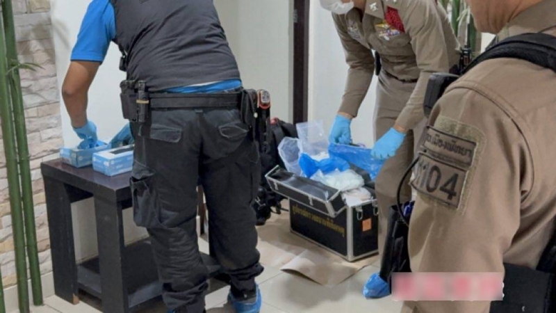 法證人員在現場取證。 FB：園區實錄