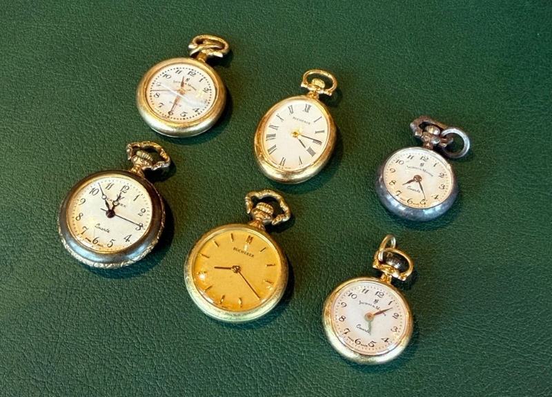 李兆基日常隨身攜帶的懷表及其他私人珍藏及真跡將首次公開展出， 緬懷李兆基的生活點滴。