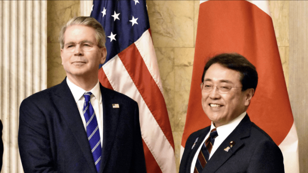 赤澤亮正與美國財政部長貝特森 赤澤亮正與美國財政部長貝特森