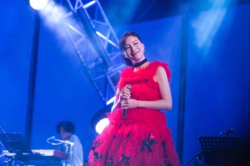 日本女星廣末涼子無預警宣布停工。