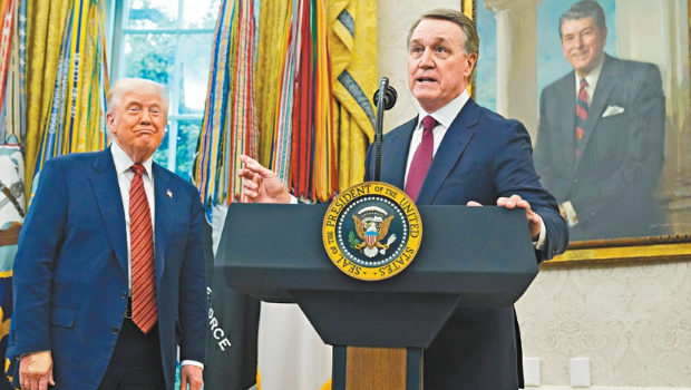 美國駐華大使珀杜于白宮宣誓就職 美國駐華大使珀杜于白宮宣誓就職