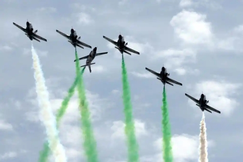 2020年2月，巴基斯坦空軍在卡拉奇舉辦飛行表演