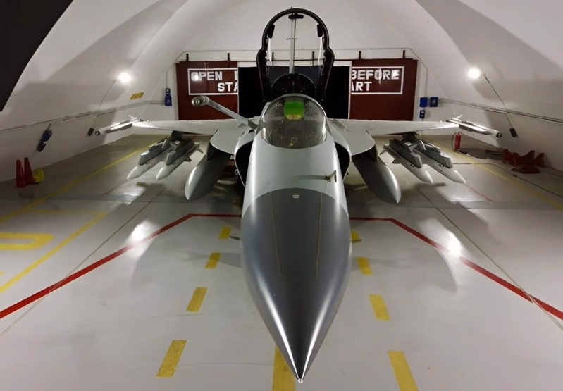 JF-17 戰機 JF-17 戰機