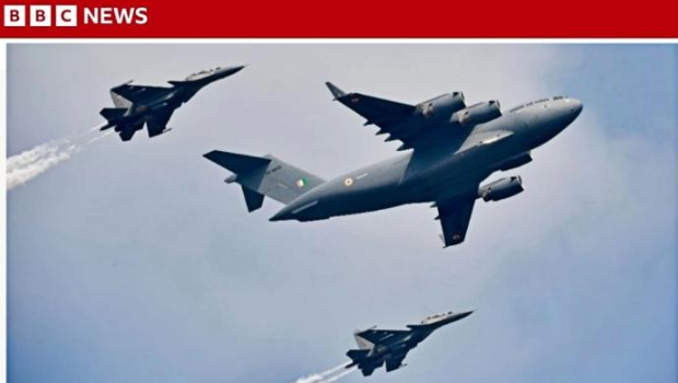 印軍戰斗機伴隨運輸機飛行 印軍戰斗機伴隨運輸機飛行