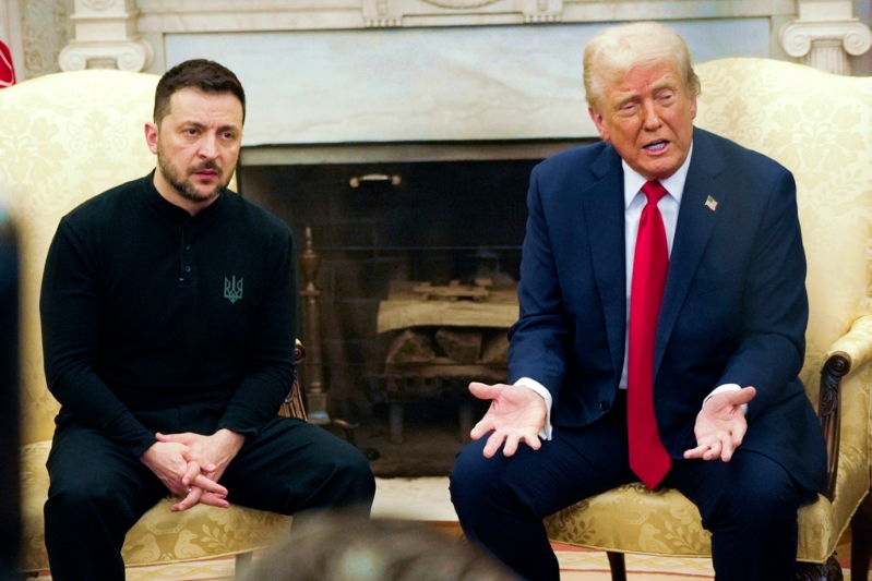 澤連斯基(左) 澤連斯基(左)