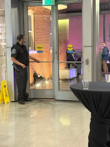 消息指，有2名以色列駐美使館職員喪生。X@houmanhemmati