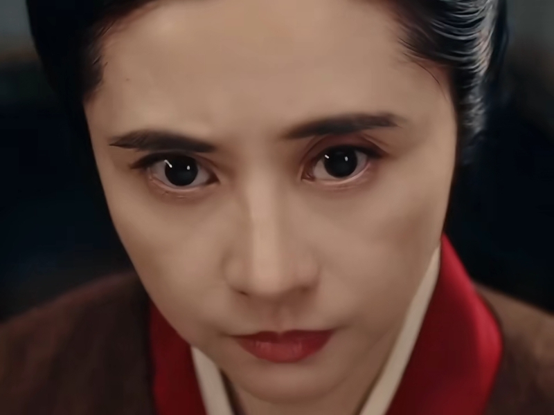 何美鈿現時演媽媽角色。