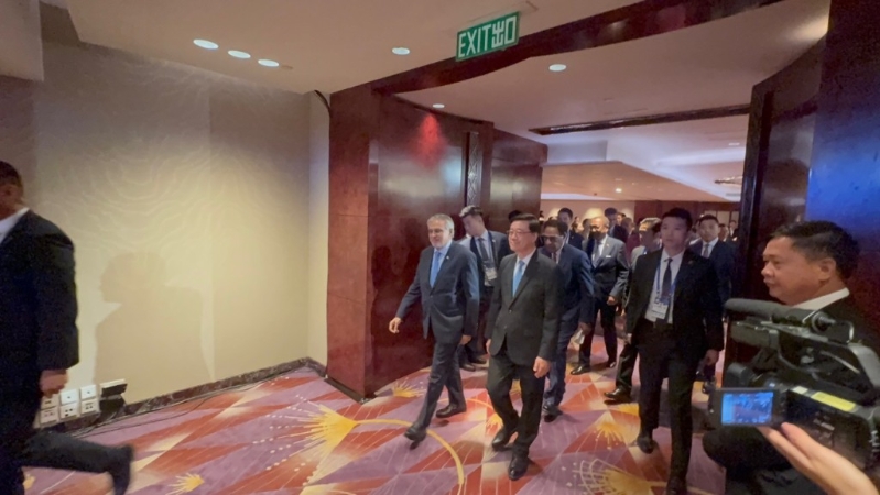 現場有多名政府官員出席，包括行政長官李家超、律政司司長林定國、律政司副司長張國鈞。