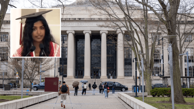 麻省理工學院學生代表在畢業典禮上發表支持巴勒斯坦演講。