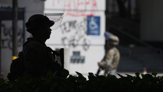 洛杉磯暴亂升溫 洛杉磯暴亂升溫