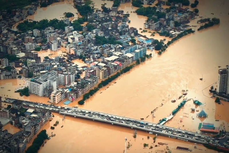 懷集發生嚴重水災，斷水斷電。