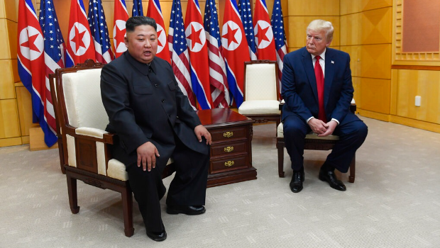 美國從2008年起便透過行政命令持續將朝鮮指定為“國家緊急狀態”。