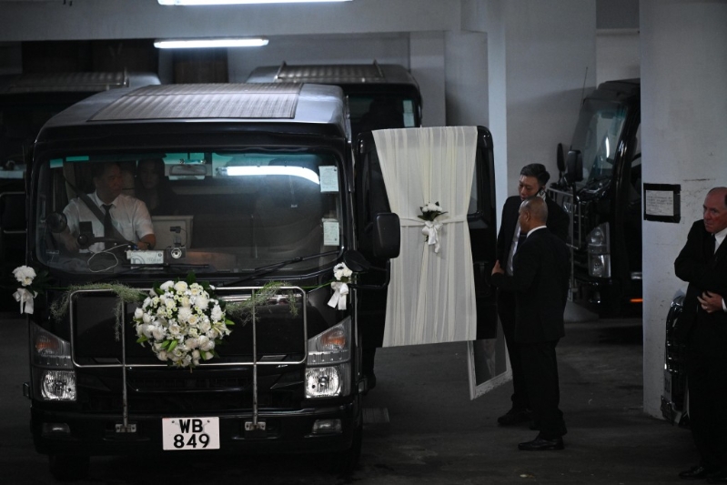 何柱國大殮儀式周日早上舉行 何柱國大殮儀式周日早上舉行