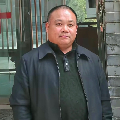 釋永信四弟。微博@唐哲同學