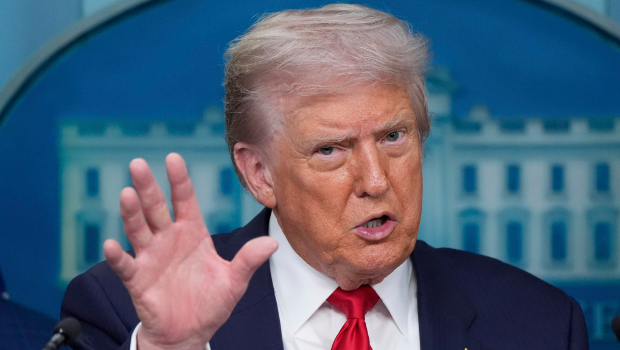 特朗普以維護城市治安為由，宣布華盛頓特區進入緊急狀態。