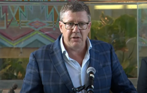 當地時間21日，斯科特·莫伊在新聞發布會上發表講話