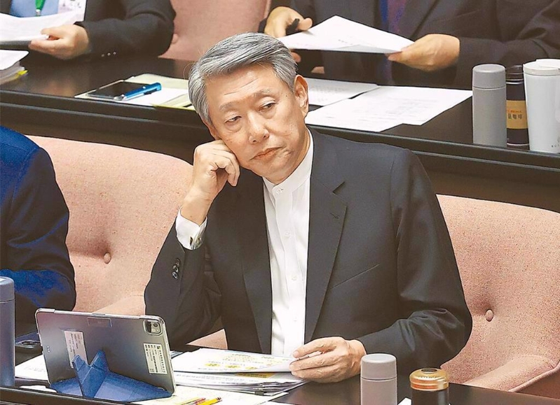 臺灣經濟部門負責人郭智輝請辭。