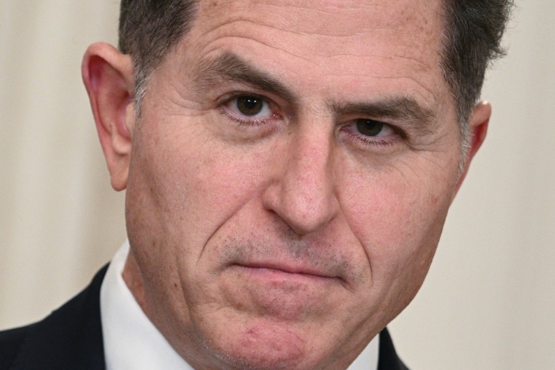 以及戴爾科技首席執行官戴爾（Michael Dell）。