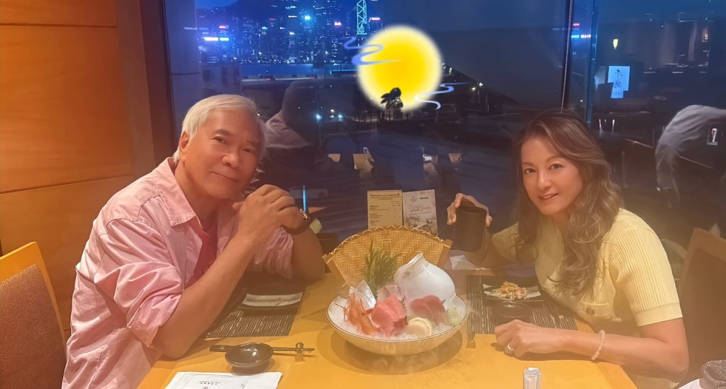 李龍基與前港姐林穎嫺在香港共晉晚餐，慶祝中秋佳節。