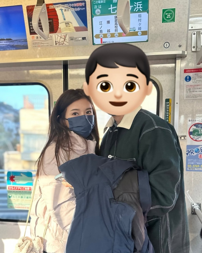 梁凱寧與未婚夫的旅行照片。