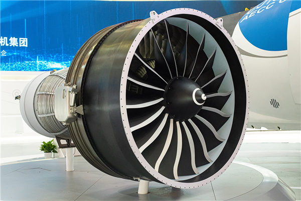 C929洲際大飛機就用它！中國自主CJ2000發動機公開亮相